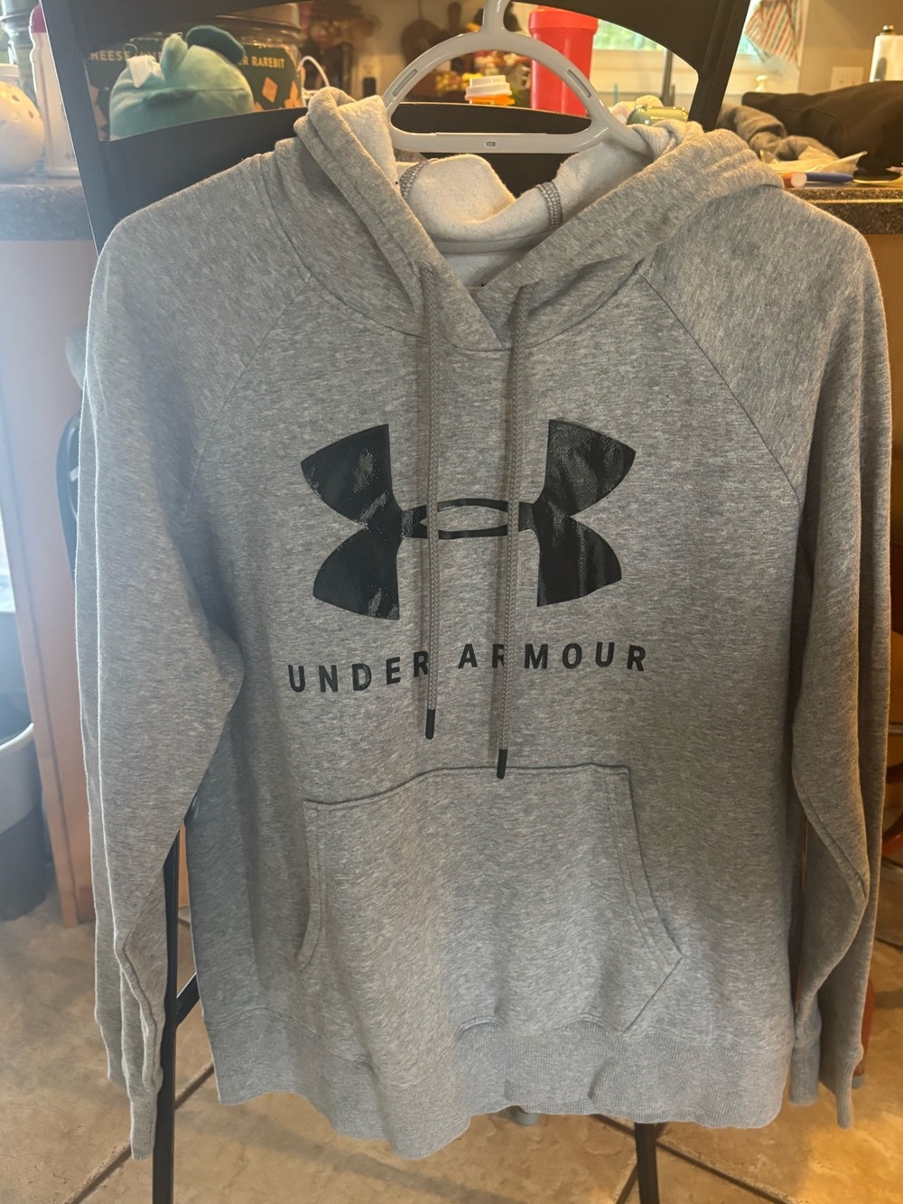 Men’s Under Armour loose fit hoodie